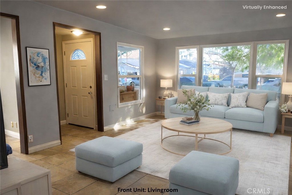 231 E Dexter
