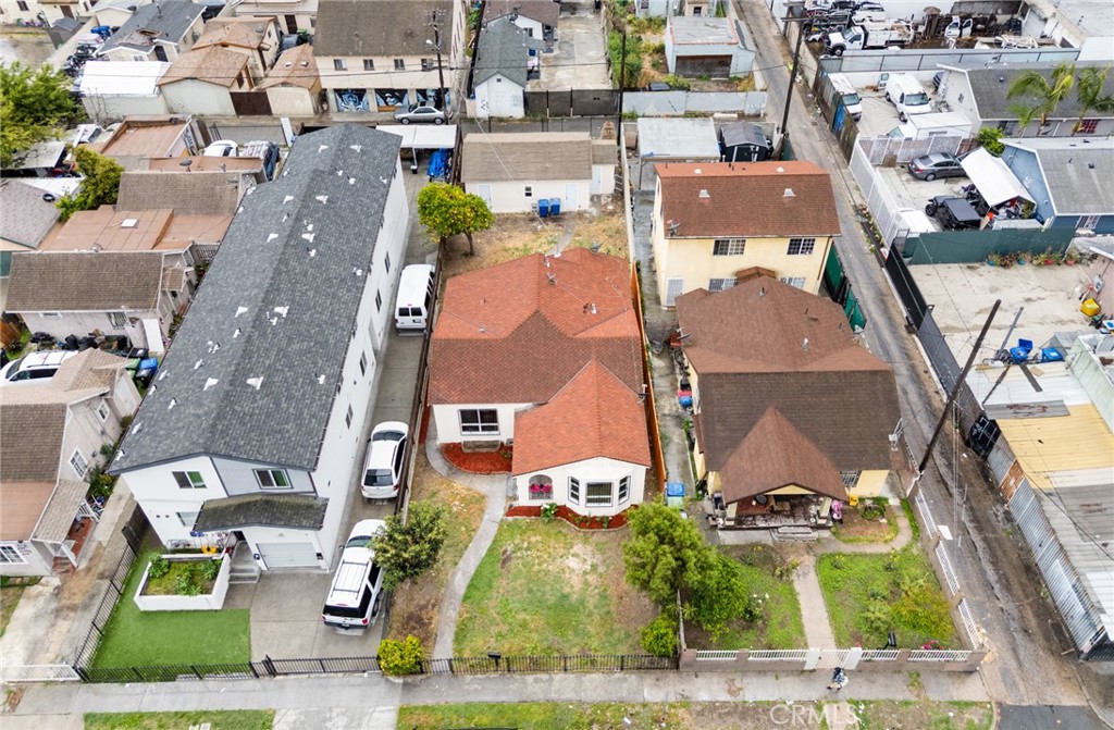 940 W 73rd