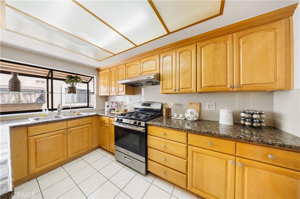 480 N Moore Avenue D