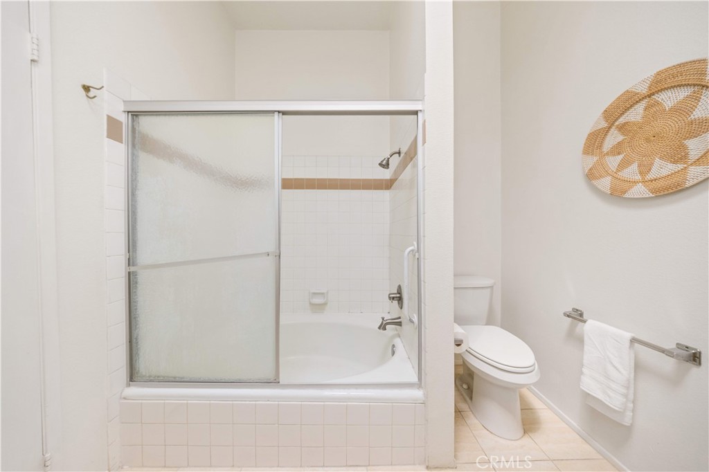 480 N Moore Avenue D