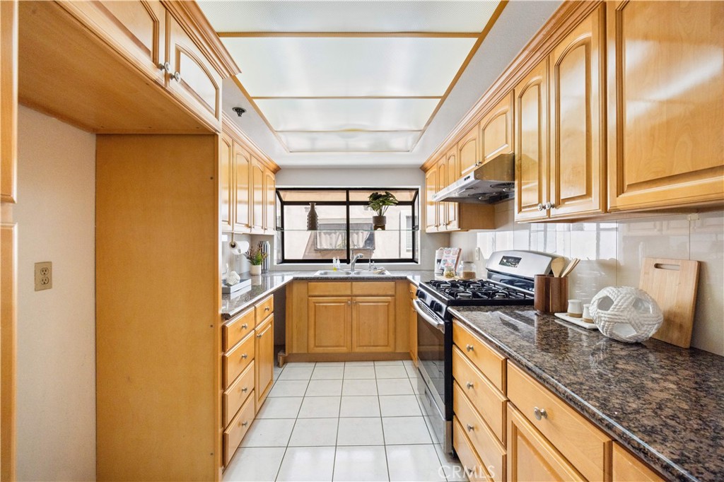 480 N Moore Avenue D