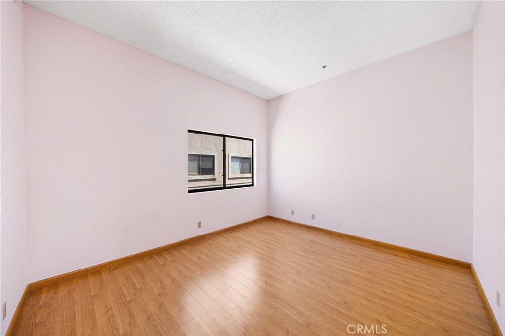 480 N Moore Avenue D