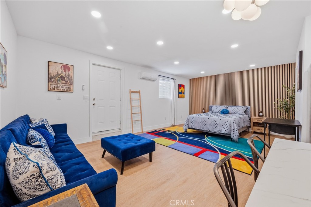 1504 Bromley