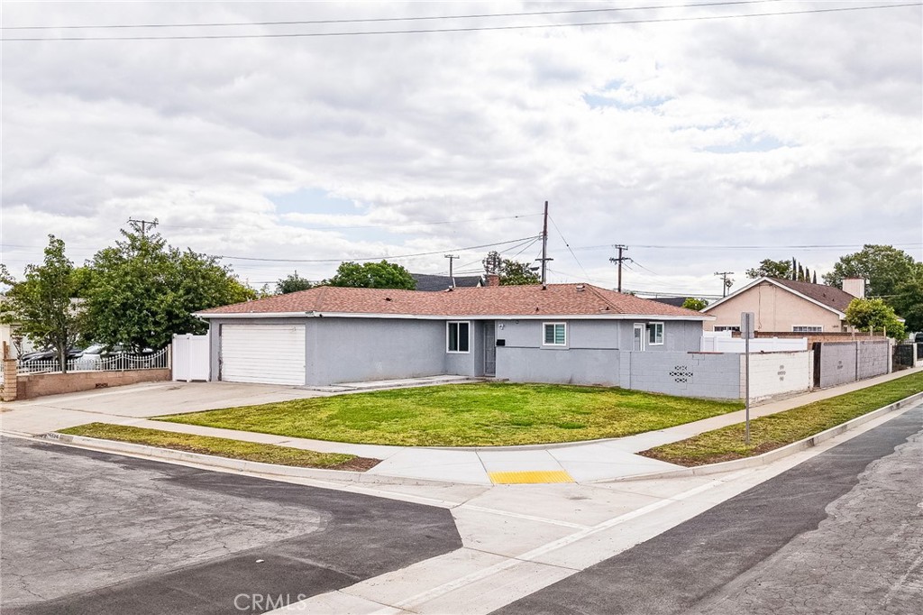 1504 Bromley
