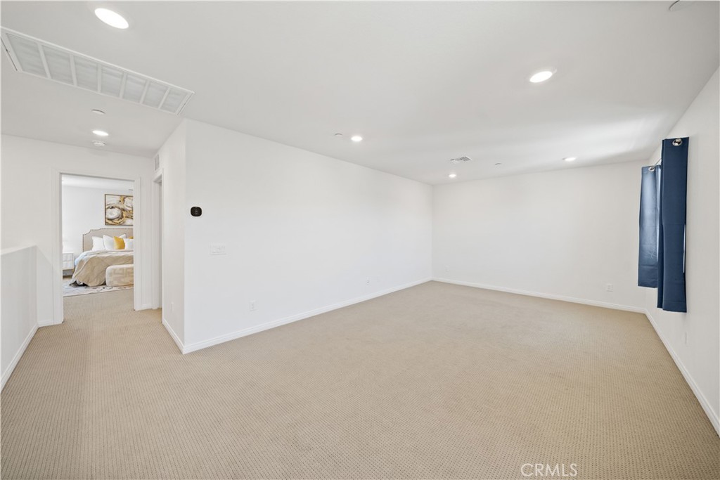 4125 E La Jolla Street