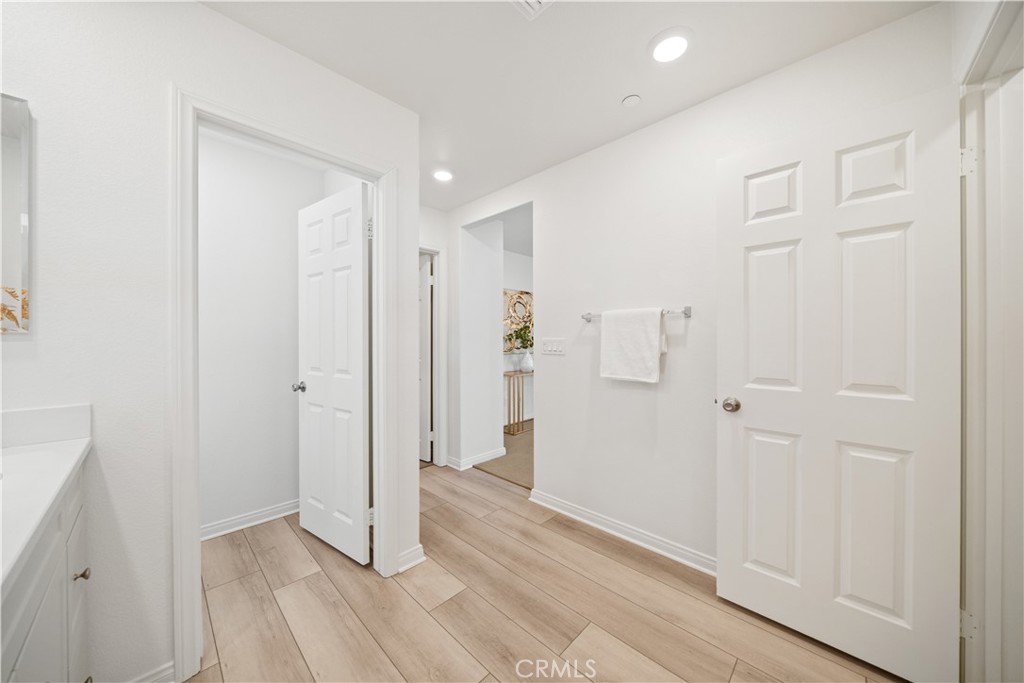 4125 E La Jolla Street