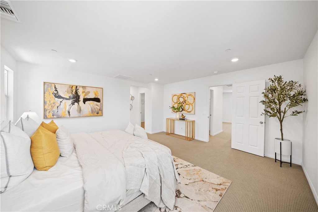 4125 E La Jolla Street