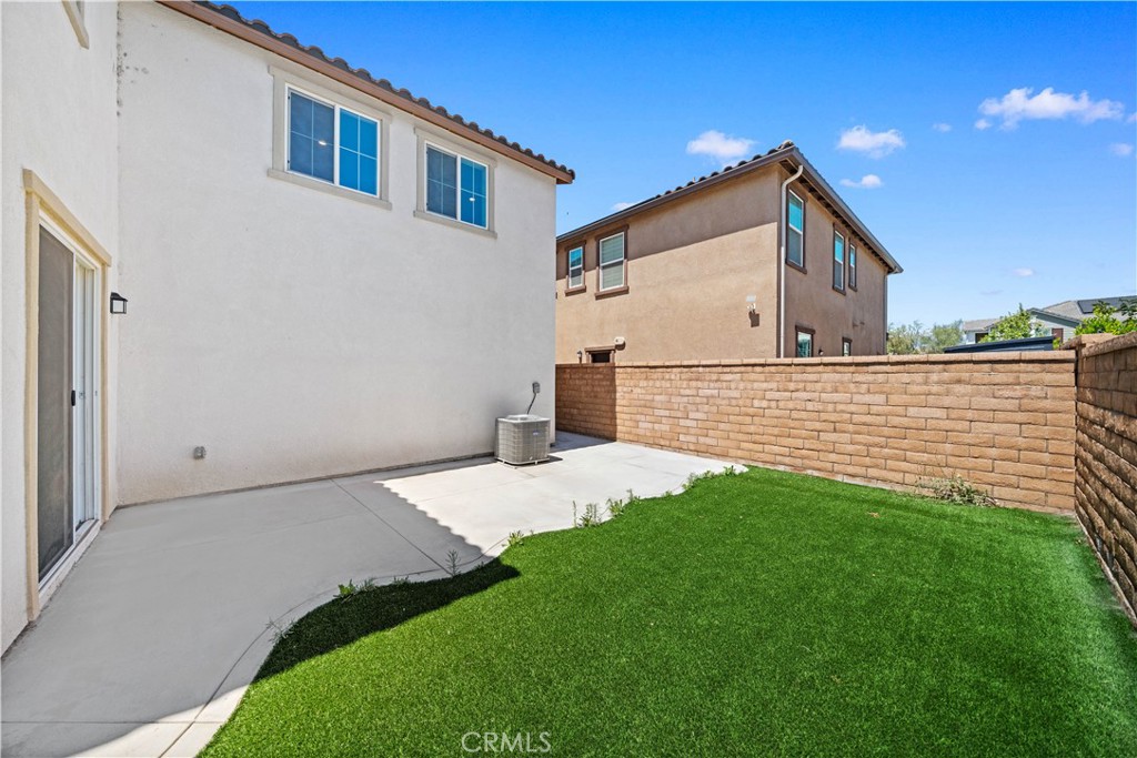 4125 E La Jolla Street