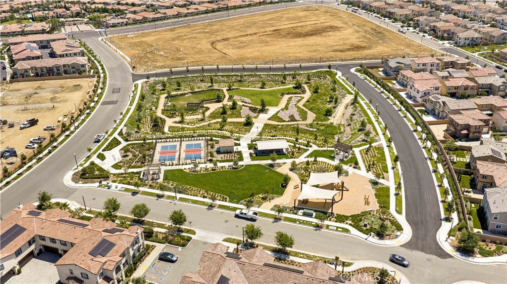 4125 E La Jolla Street