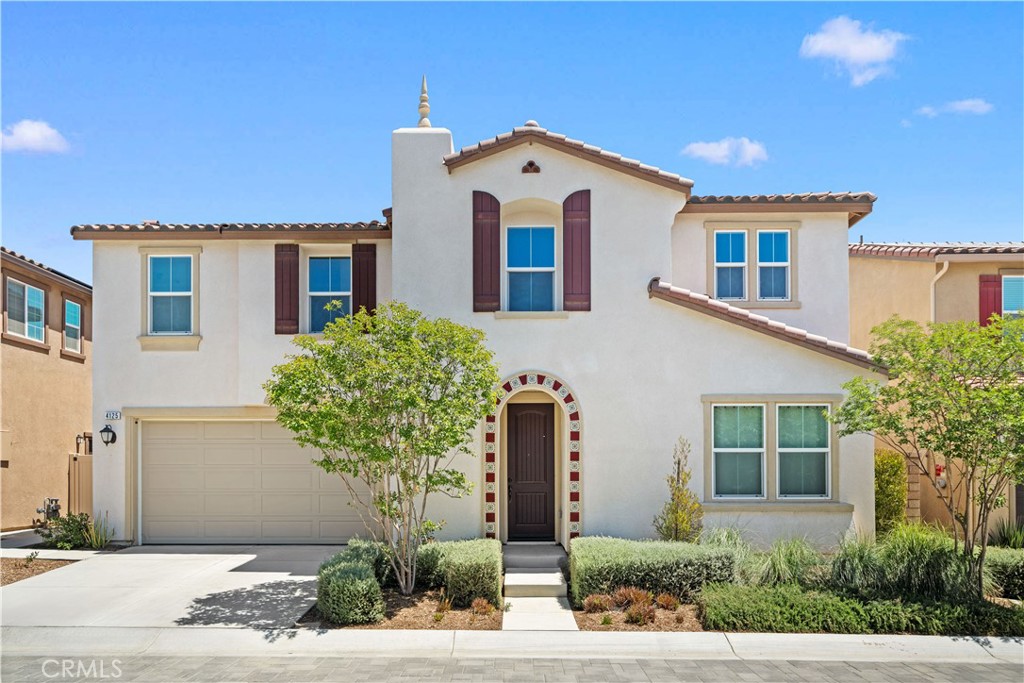 4125 E La Jolla Street