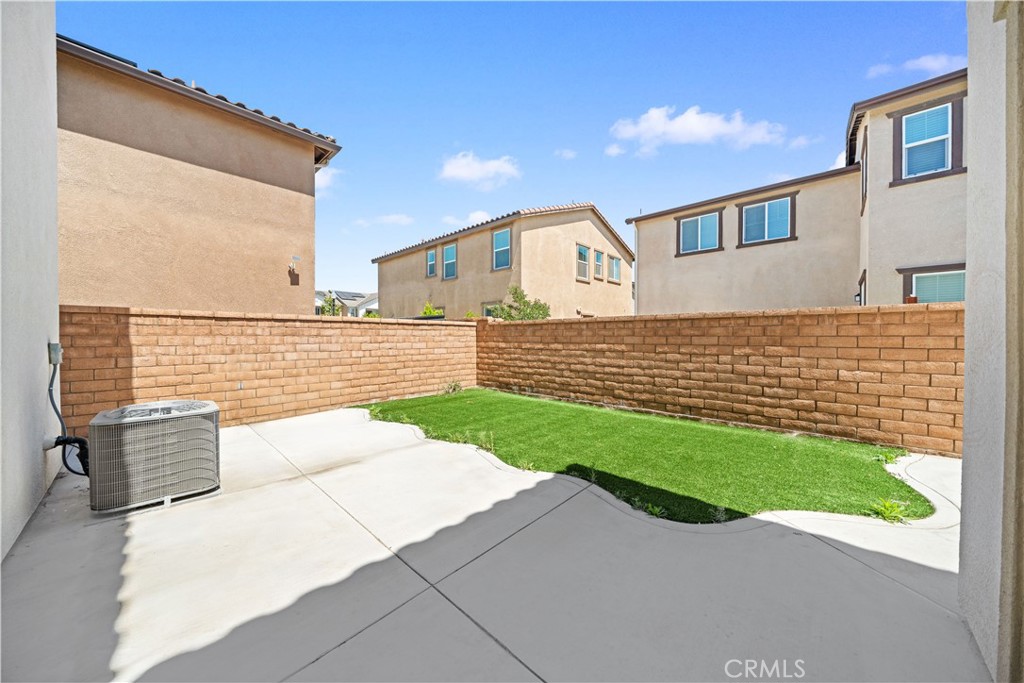 4125 E La Jolla Street