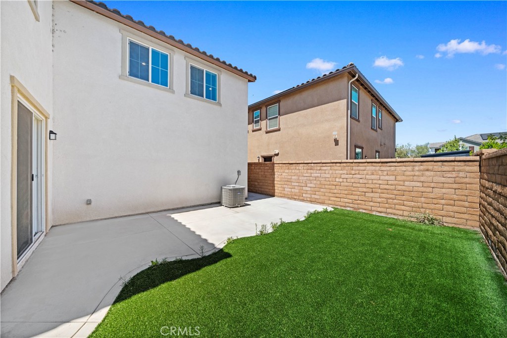 4125 E La Jolla Street