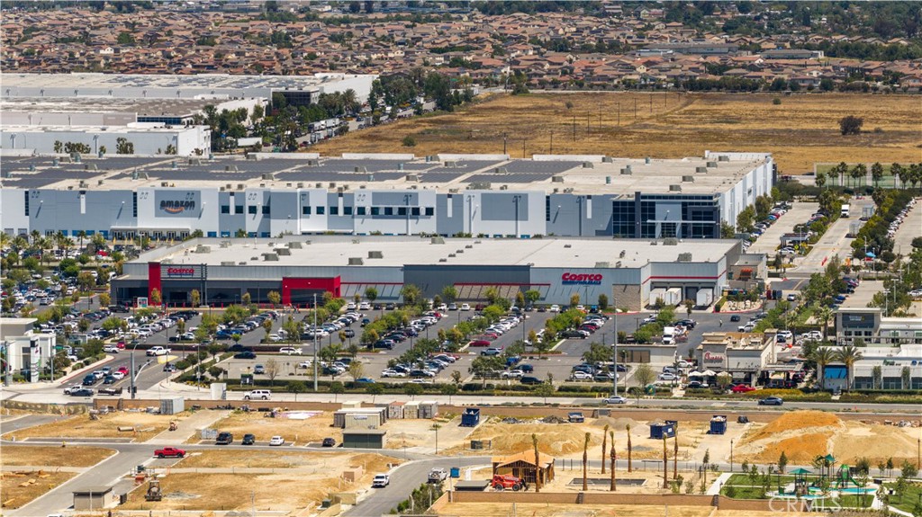 4125 E La Jolla Street