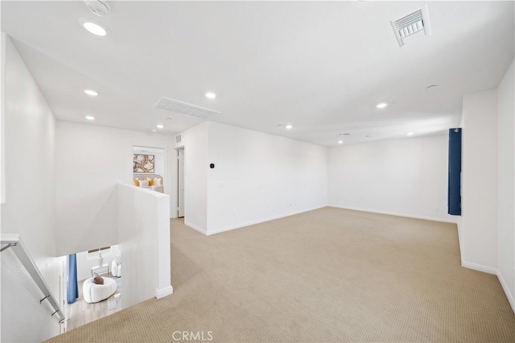 4125 E La Jolla Street