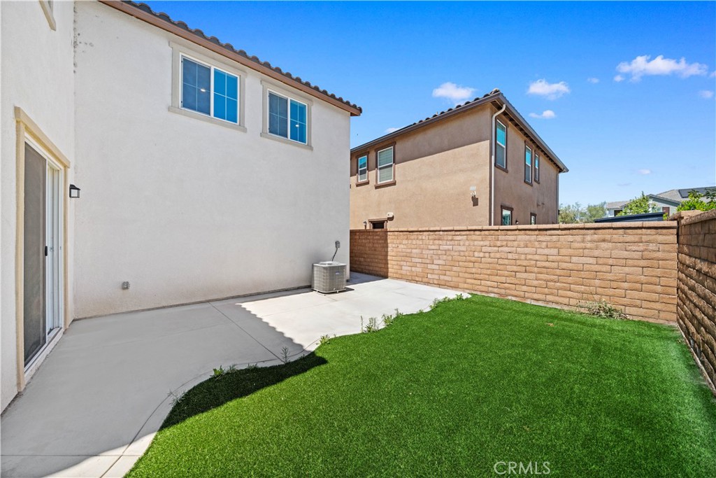4125 E La Jolla Street