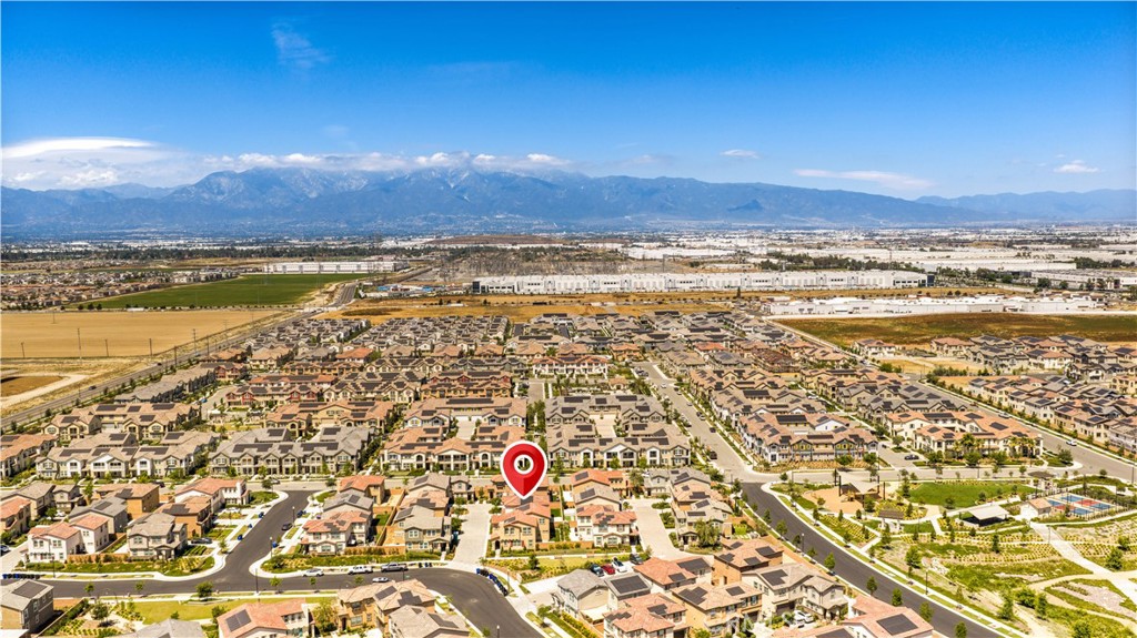 4125 E La Jolla Street