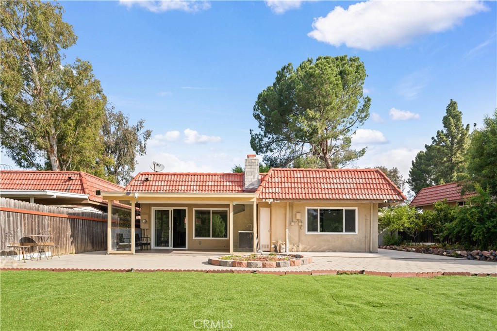 3527 Terrace Dr