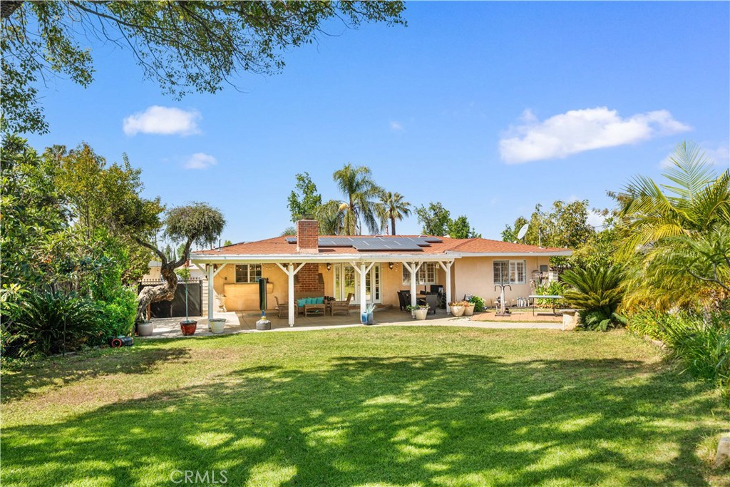 818 W Bonnie Brae Court