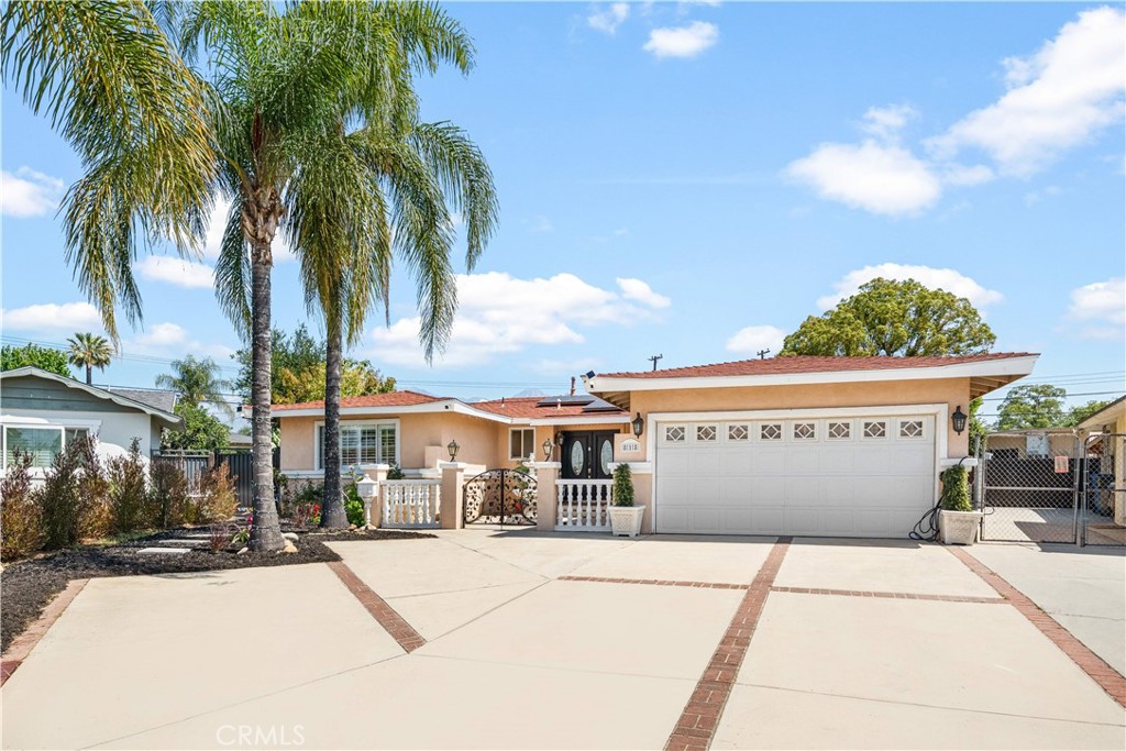 818 W Bonnie Brae Court