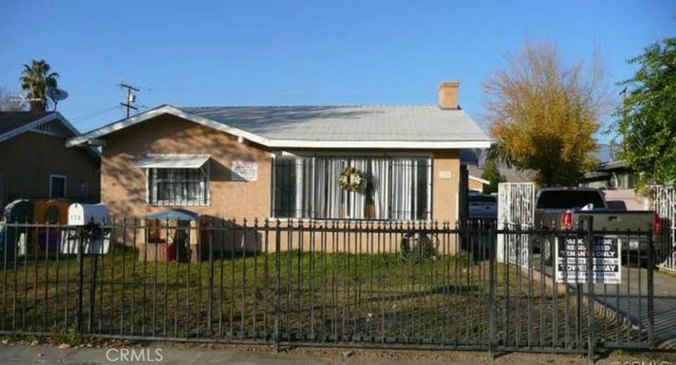 176 E 9th