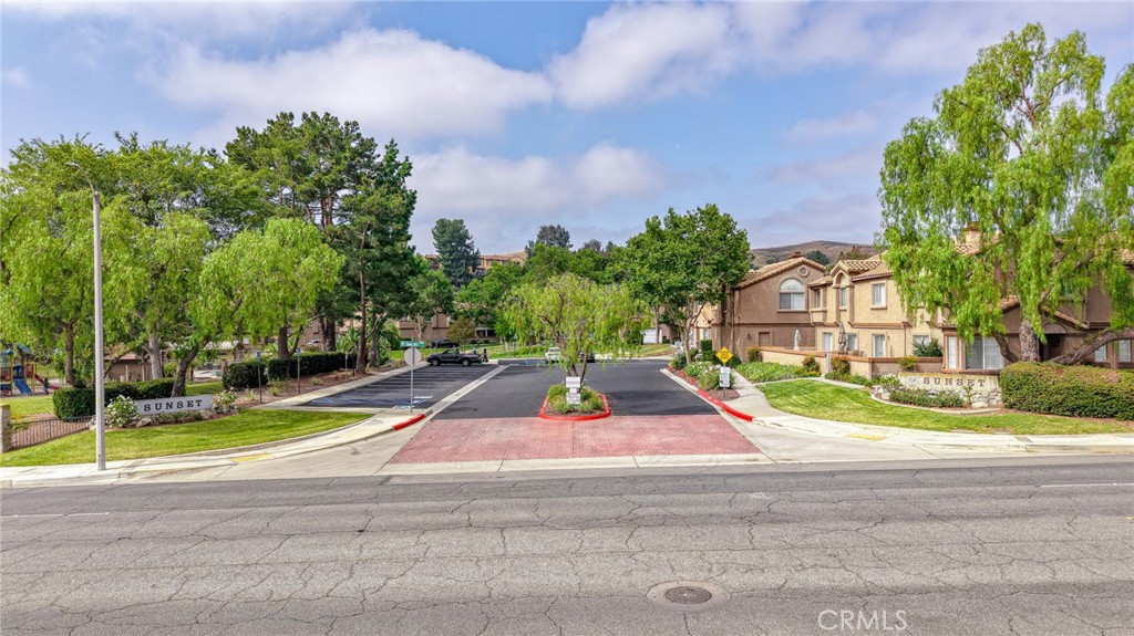 14711 Moon Crest Lane F