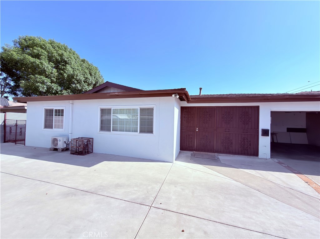 11724 Hemlock