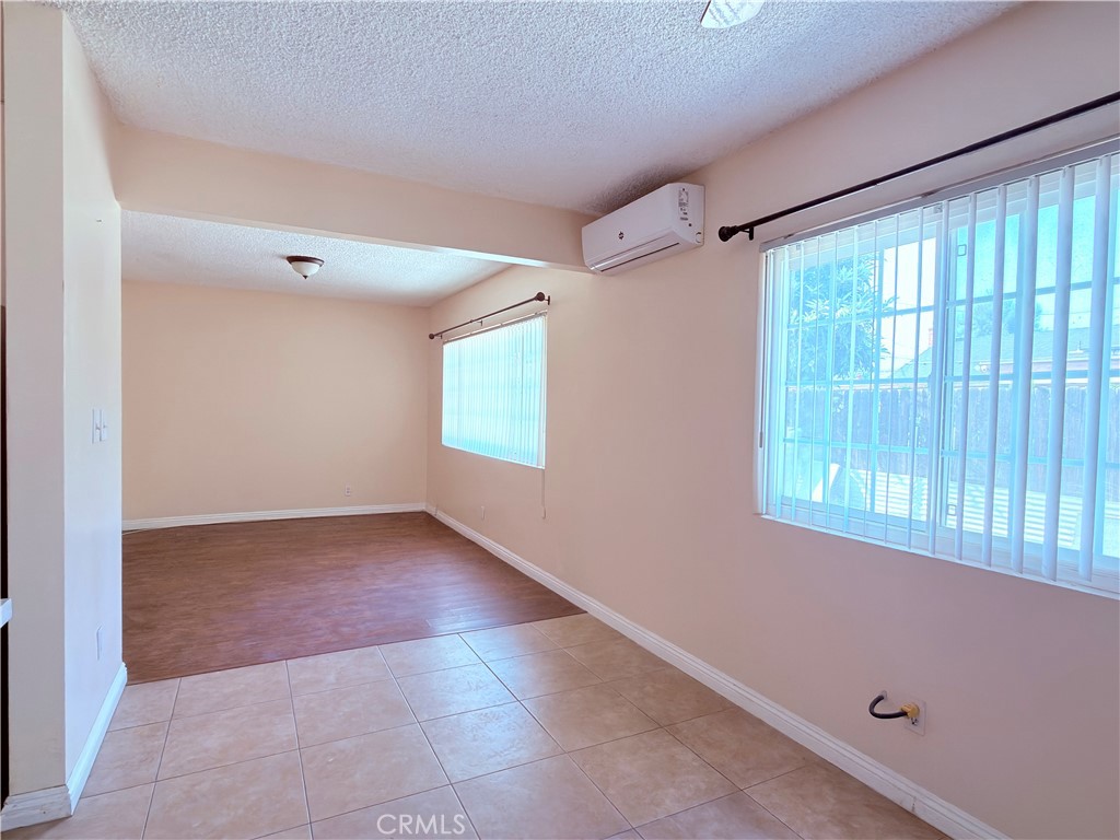 11724 Hemlock