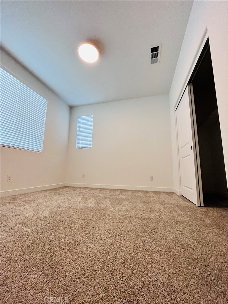 2031 Divine Arroyo