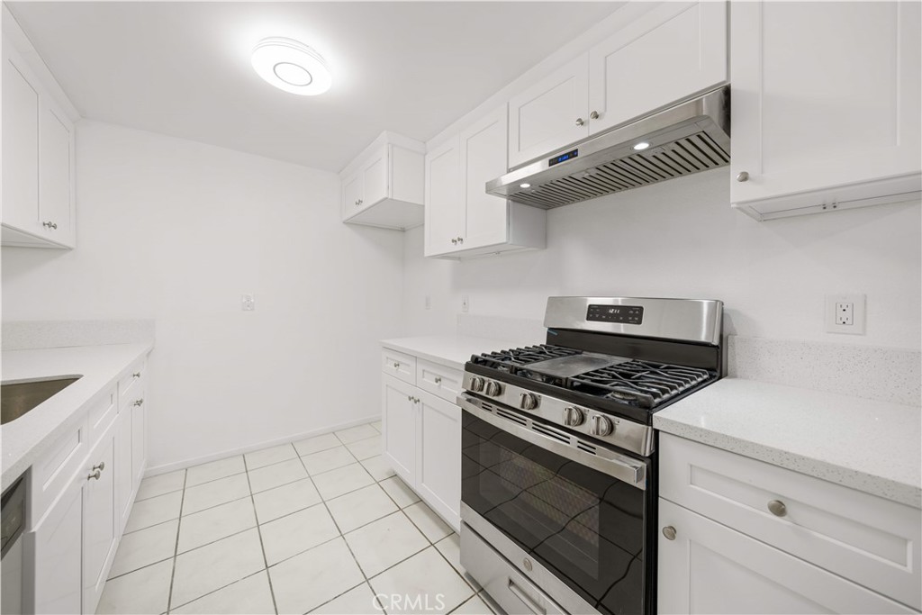 9166 Cerritos Avenue 48