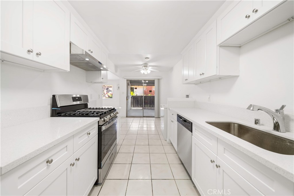9166 Cerritos Avenue 48
