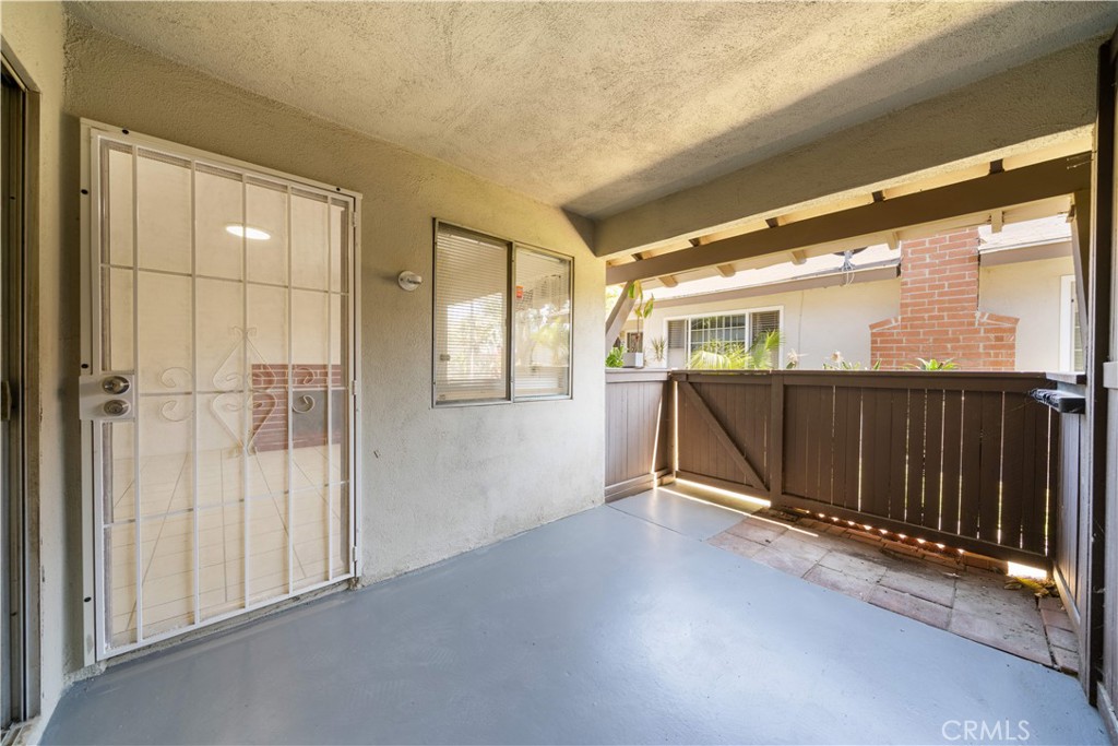 9166 Cerritos Avenue 48