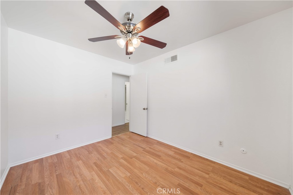 9166 Cerritos Avenue 48