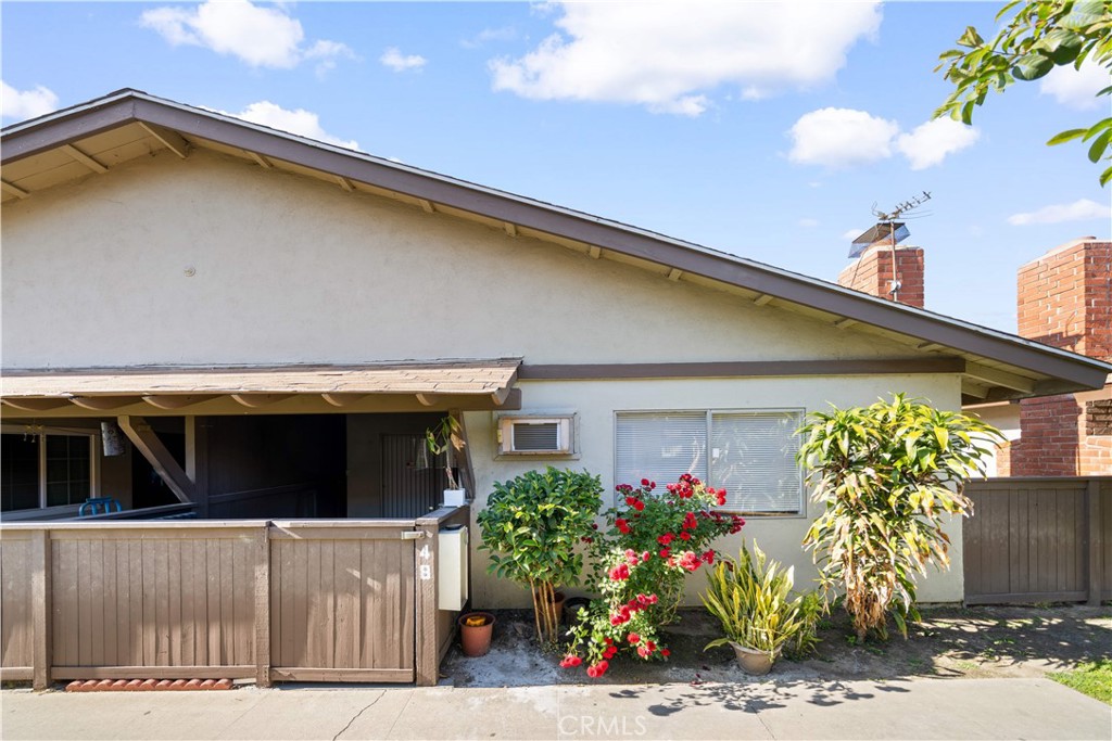 9166 Cerritos Avenue 48