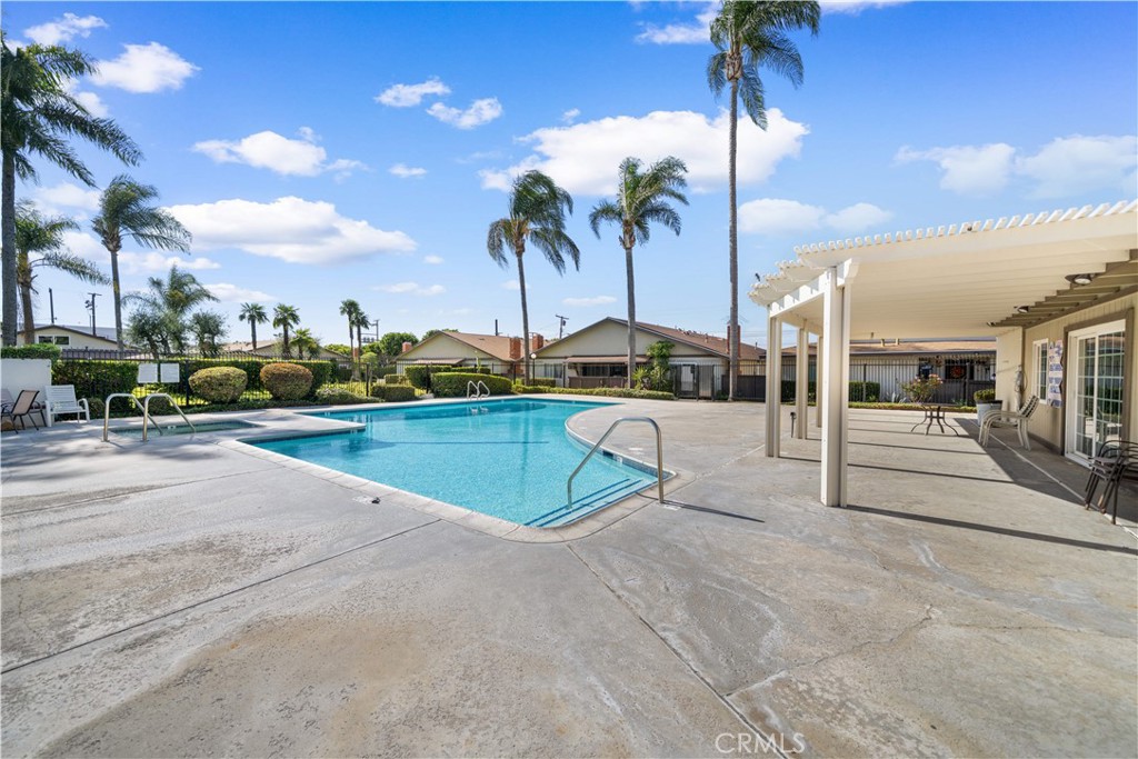9166 Cerritos Avenue 48