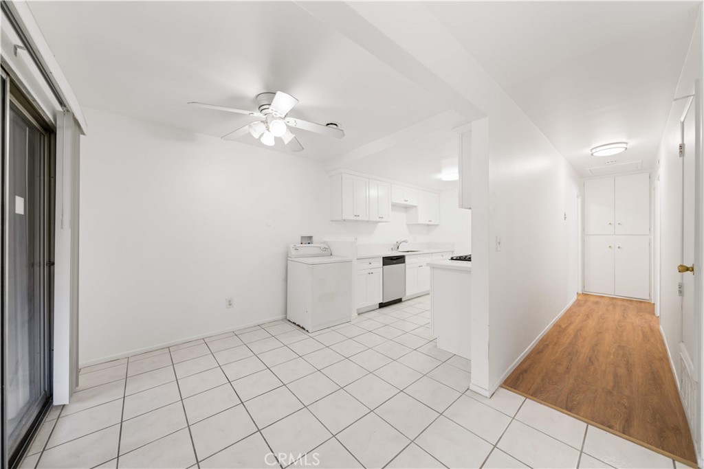 9166 Cerritos Avenue 48