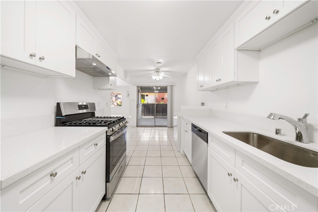 9166 Cerritos Avenue 48