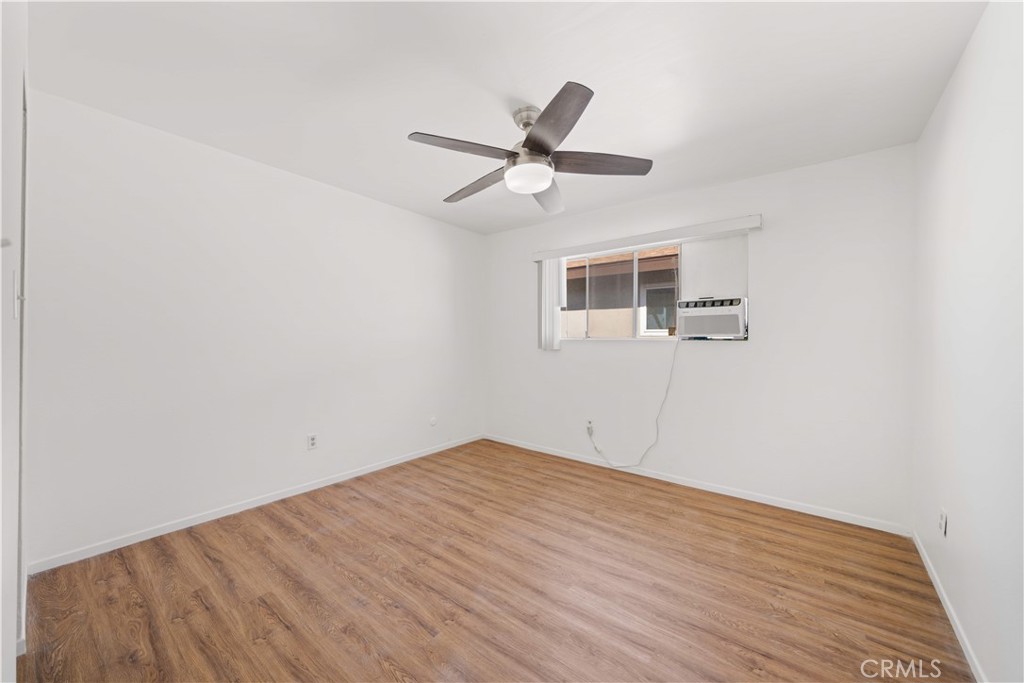 9166 Cerritos Avenue 48