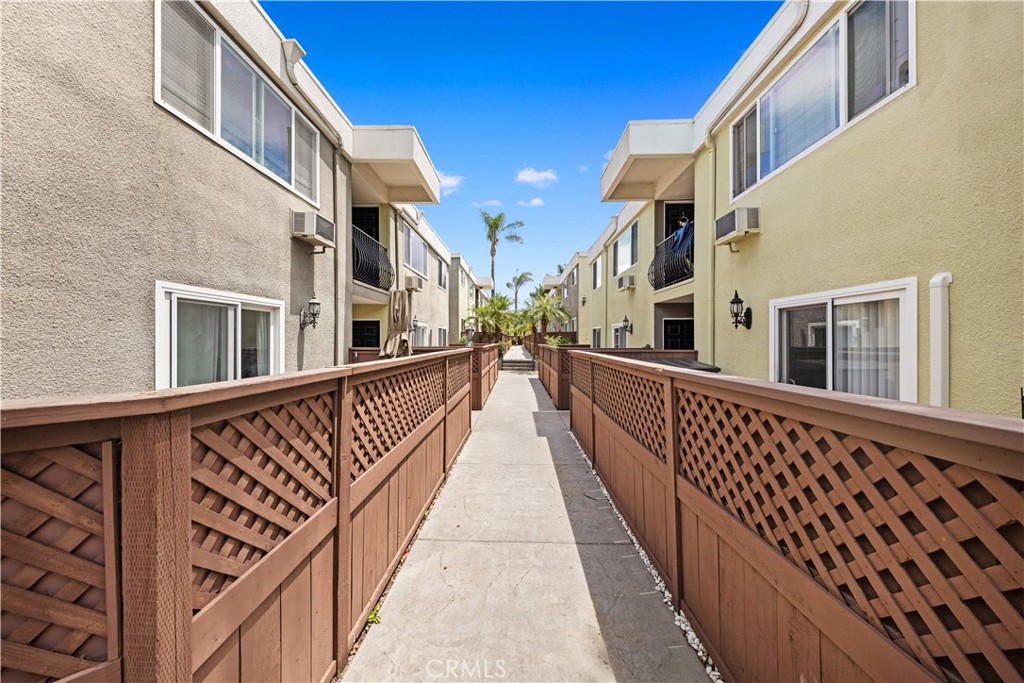 6602 Beadnell Way 22
