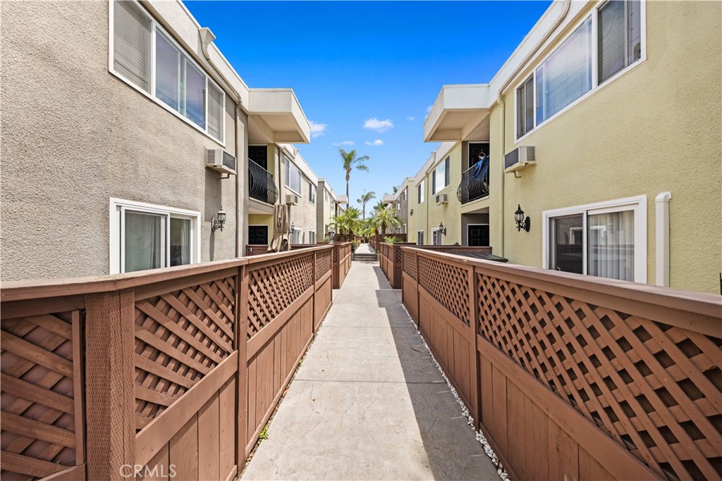 6602 Beadnell Way 22