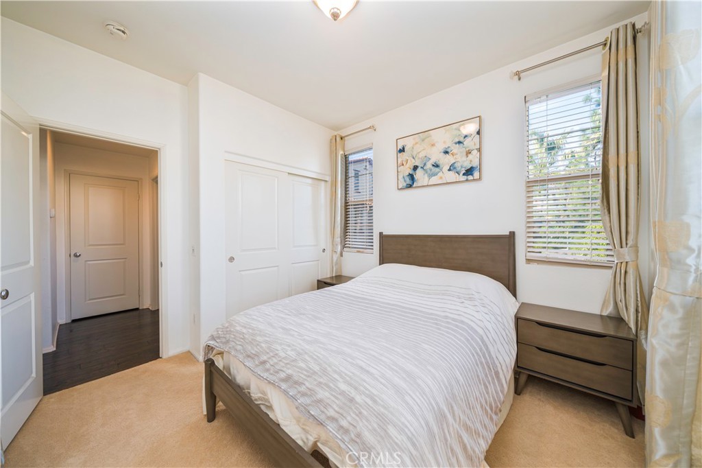 908 N Bouquet Court F