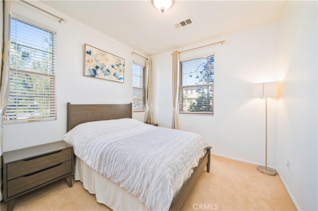908 N Bouquet Court F