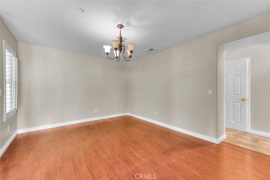 16865 Cascades Place