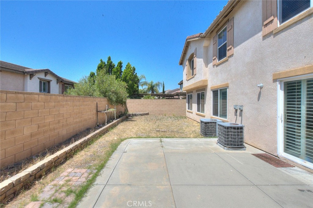 16865 Cascades Place