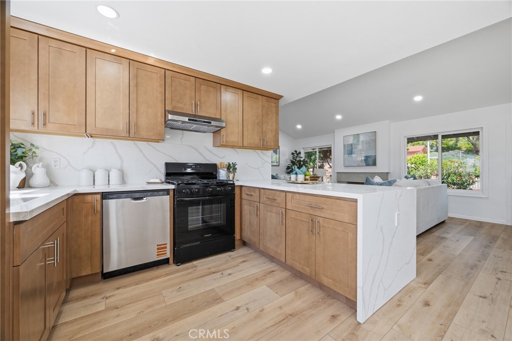 1736 Kimberly