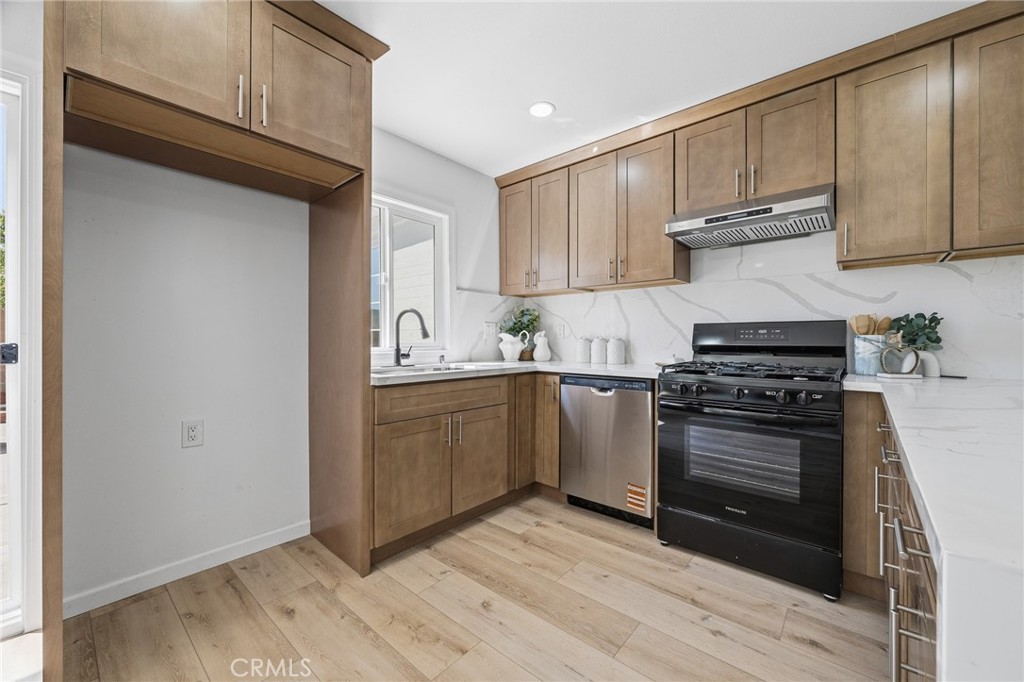 1736 Kimberly