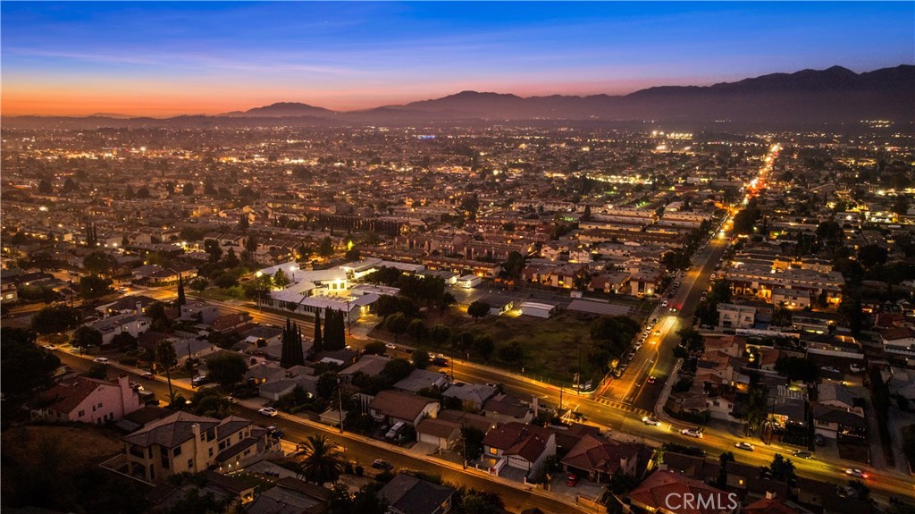 1021 Mooney