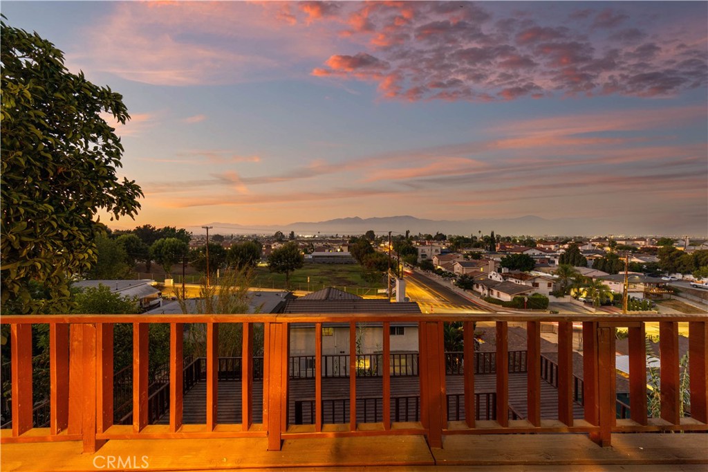 1021 Mooney