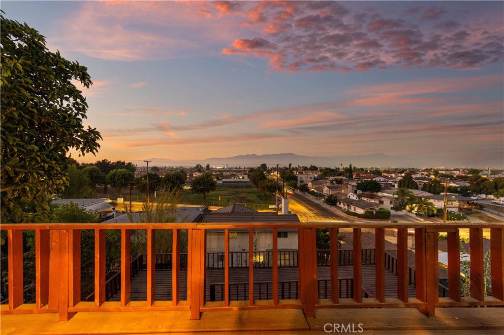 1021 Mooney