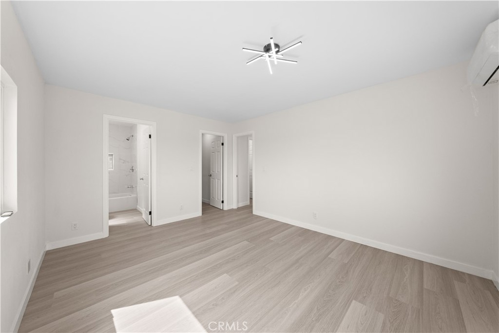 1021 Mooney