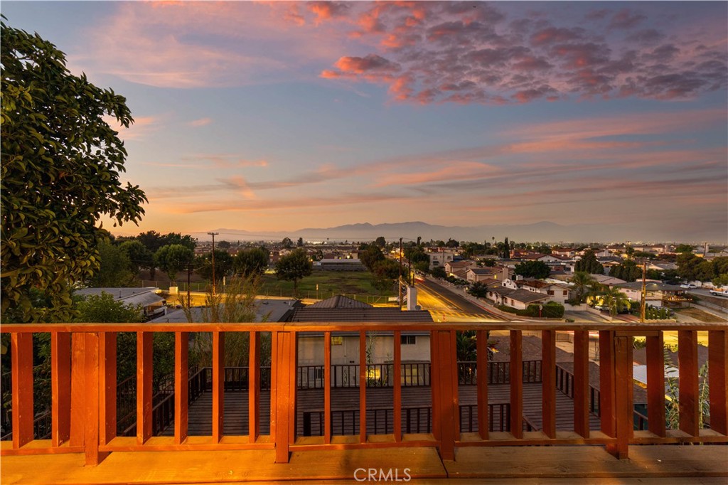 1021 Mooney